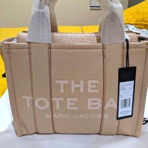 Marc Jacobs mini The Leather Tote bag NWT
